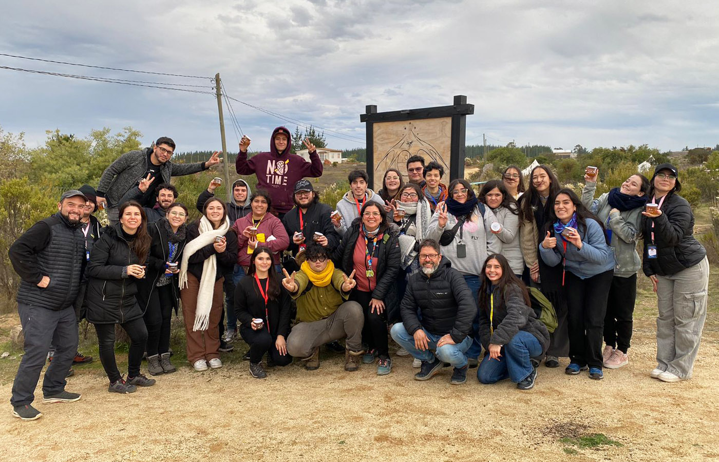 Proyecto Colaborativo Mundo Miel La Colmena Glamping